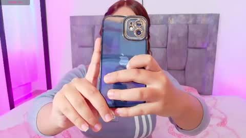 Snapshot of antonella_hot_x chatting on 07-16-26, 11:00 Antonella online show from 07-16-26, 11:00