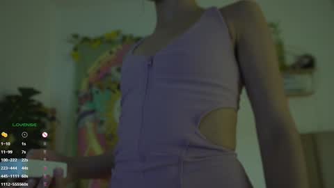 Snapshot of antonella_maitt chatting on 12-06-24, 04:03 Nell. online show from 12-06-24, 04:03