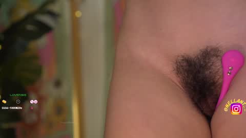 Snapshot of antonella_maitt chatting on 12-16-24, 09:35 Nell. online show from 12-16-24, 09:35
