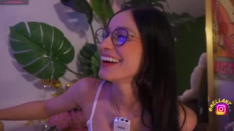 Nell. online show from 01-13-26, 01:44