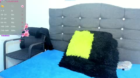 antonella_rizzo01 online show from 05-28-26, 11:57
