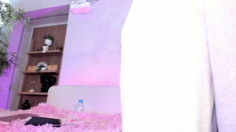 Snapshot of antonella_rossi24 chatting on 05-23-26, 08:02 Antonella Rossi online show from 05-23-26, 08:02