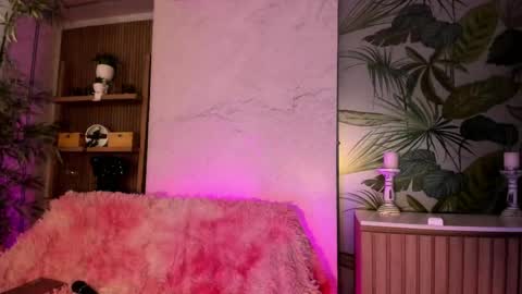 Snapshot of antonella_rossi24 chatting on 06-08-26, 07:47 Antonella Rossi online show from 06-08-26, 07:47