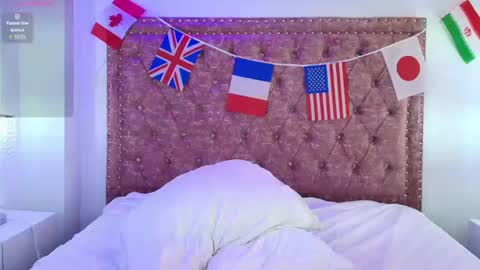 Snapshot of antonella_wiild chatting on 07-02-26, 03:40 Antonella online show from 07-02-26, 03:40