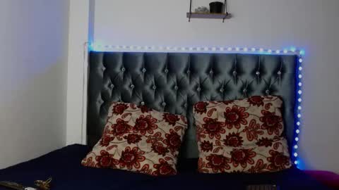 Snapshot of antonellaandnoah chatting on 03-10-25, 11:27 AntonellaAndNoah online show from 03-10-25, 11:27