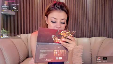 Snapshot of antonellagarcia0 chatting on 09-18-25, 03:30 Antonella online show from 09-18-25, 03:30