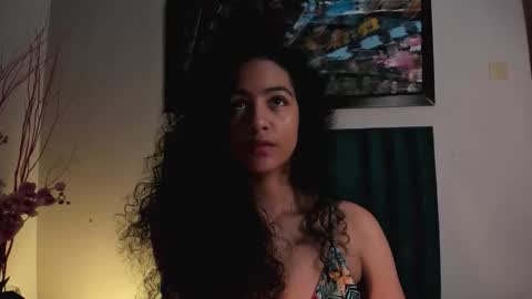 AntonellaHall  online show from 11-04-25, 12:04