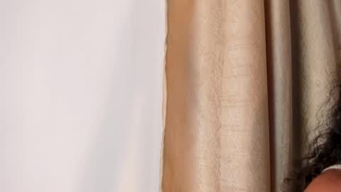 AntonellaHall  online show from 02-15-26, 02:36