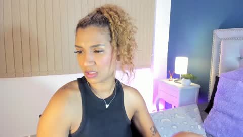 Snapshot of antonellaparker chatting on 12-09-24, 01:45 Sarah online show from 12-09-24, 01:45