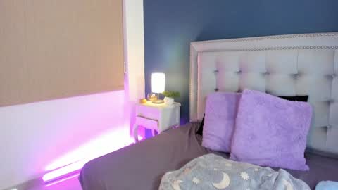 Snapshot of antonellaparker chatting on 01-12-25, 11:15 Sarah online show from 01-12-25, 11:15