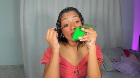 Snapshot of antonellaparker chatting on 02-08-26, 06:44 Sarah online show from 02-08-26, 06:44