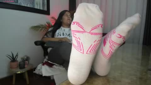 Snapshot of antonellariu chatting on 05-10-26, 04:45 Antonella online show from 05-10-26, 04:45