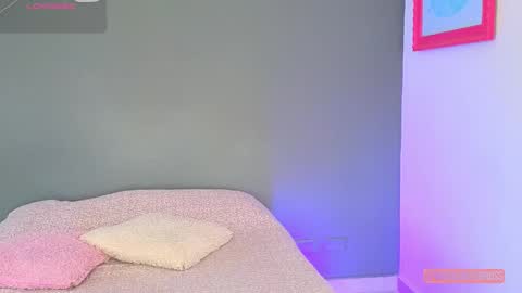 Antonella  online show from 04-22-26, 01:12