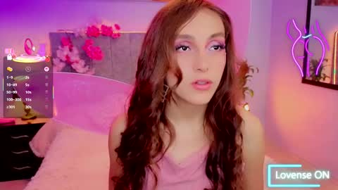 Snapshot of antonellastar24_ chatting on 10-31-25, 08:43 Antonella online show from 10-31-25, 08:43