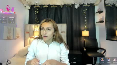 Snapshot of antonellastar24_ chatting on 12-20-25, 02:24 Antonella online show from 12-20-25, 02:24