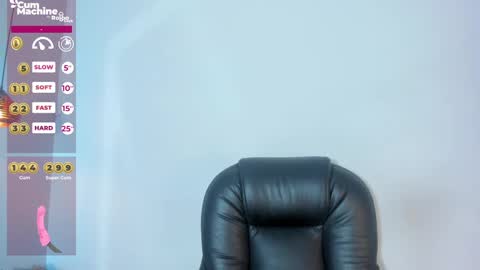 Snapshot of antonellepiercee chatting on 01-16-25, 02:19 A N T O N E L L E online show from 01-16-25, 02:19