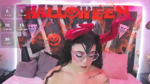 Snapshot of antonellepiercee chatting on 10-18-25, 11:33 A N T O N E L L E online show from 10-18-25, 11:33