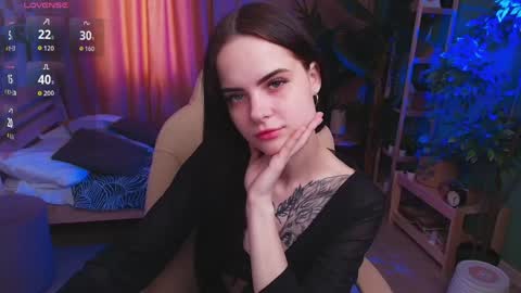 Snapshot of antonia_thomass chatting on 04-01-26, 07:09 Mila online show from 04-01-26, 07:09