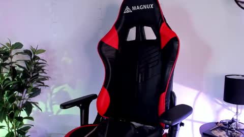 Snapshot of antoniacasarini chatting on 02-20-25, 10:15 Antonia online show from 02-20-25, 10:15