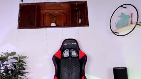 Snapshot of antoniacasarini chatting on 02-21-25, 11:32 Antonia online show from 02-21-25, 11:32