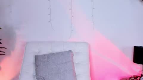 Snapshot of antoniacasarini chatting on 03-06-25, 12:32 Antonia online show from 03-06-25, 12:32