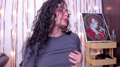 Antonia online show from 01-15-25, 02:38