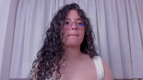 Antonia online show from 03-02-25, 04:07