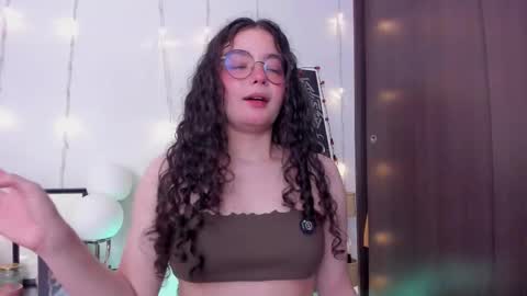 Antonia online show from 10-30-25, 02:13