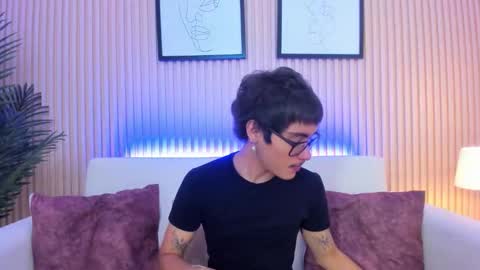 Antonio online show from 12-02-25, 06:58