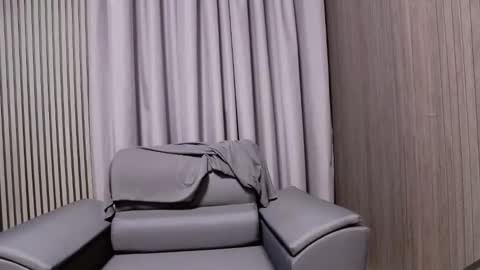 HI My name is Antonio online show from 10-21-25, 06:52