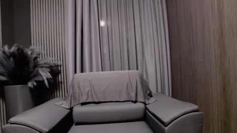 HI My name is Antonio online show from 04-19-26, 06:43