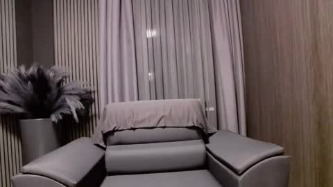 HI My name is Antonio online show from 04-22-26, 06:42