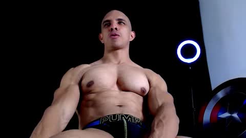 Instagram miguelangel1802  online show from 11-25-25, 02:22