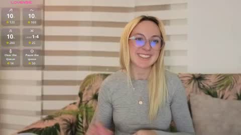 Antonia online show from 06-10-26, 02:34