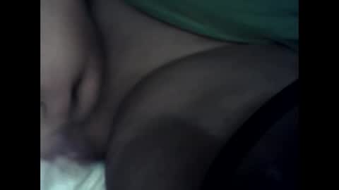 Snapshot of antxon12 chatting on 12-15-25, 05:12 antxon12 online show from 12-15-25, 05:12