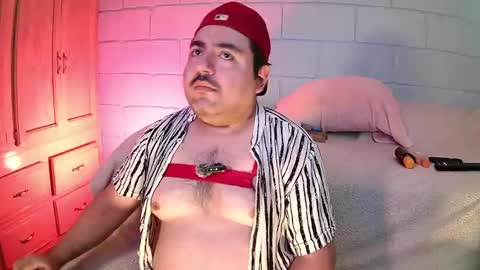 Snapshot of anuarfox chatting on 10-05-25, 11:19 AnuarFox online show from 10-05-25, 11:19