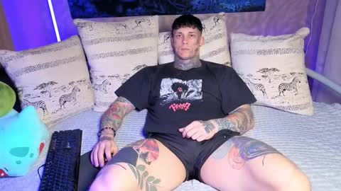 Tom online show from 11-14-25, 05:06