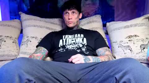 Tom online show from 01-06-26, 05:22