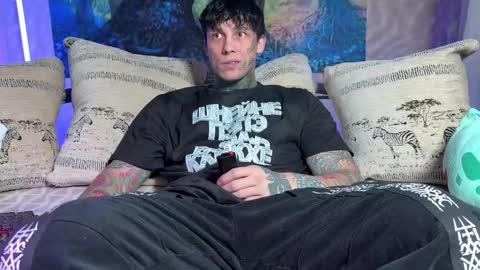 Tom online show from 01-19-26, 06:06