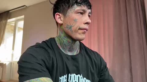 Tom online show from 03-11-26, 09:04