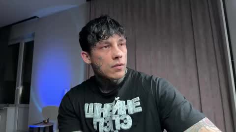 Tom online show from 03-12-26, 09:21