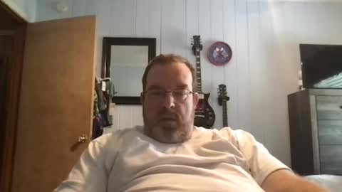 Snapshot of anvil1972 chatting on 03-31-26, 06:19 anvil1972 online show from 03-31-26, 06:19