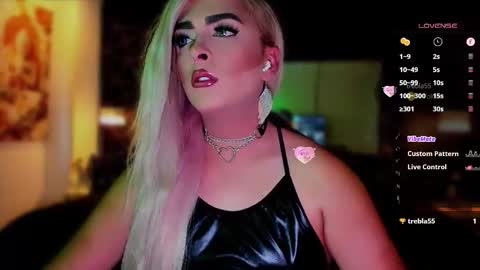 MissSophiaSpecter online show from 10-20-25, 06:19