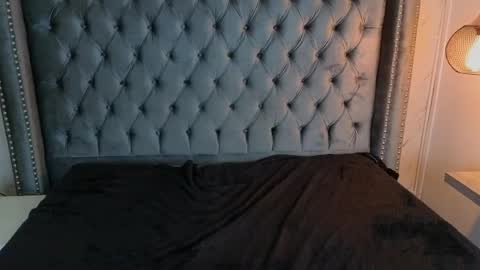 anya_belth online show from 04-21-26, 01:42