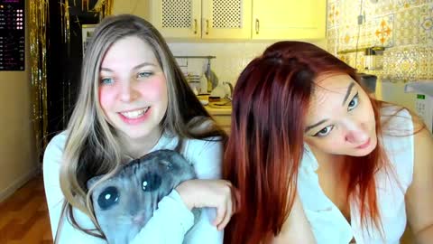 Anya online show from 01-19-25, 12:38