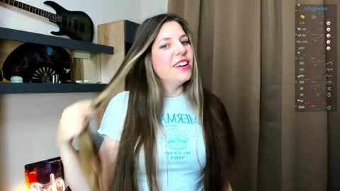 Snapshot of anya_seven chatting on 12-20-25, 06:48 Anya online show from 12-20-25, 06:48