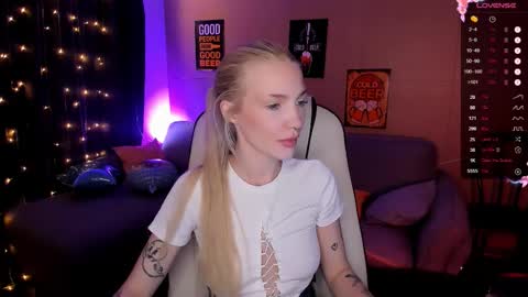 Anya online show from 09-30-25, 02:05