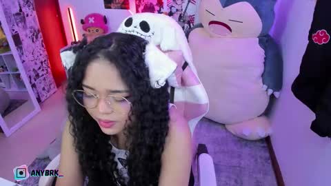 Any online show from 09-19-25, 04:47