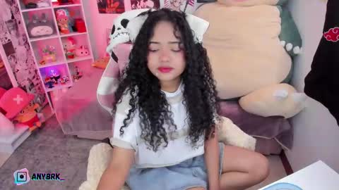 Any online show from 10-18-25, 02:03