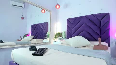 Any online show from 07-10-26, 08:00